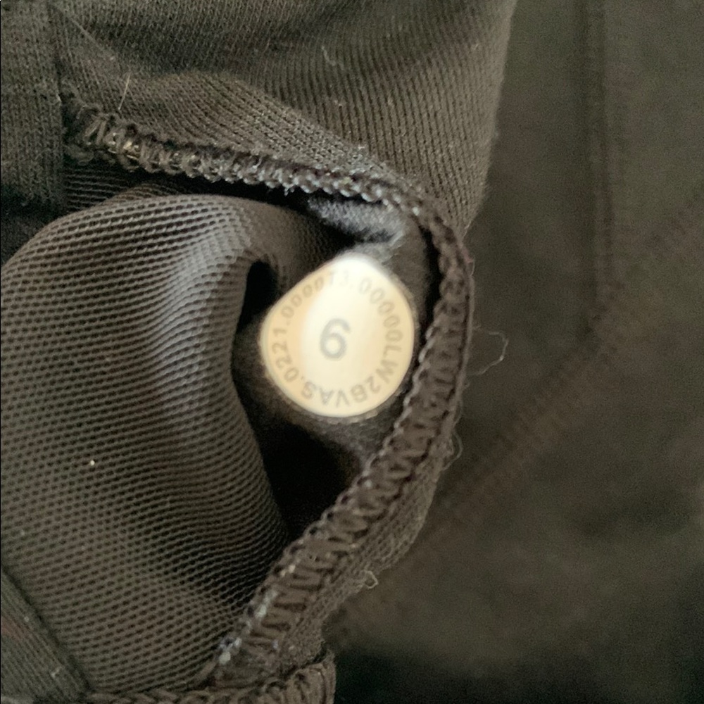 lululemon athletica Sports Bra - Picture 3 of 3